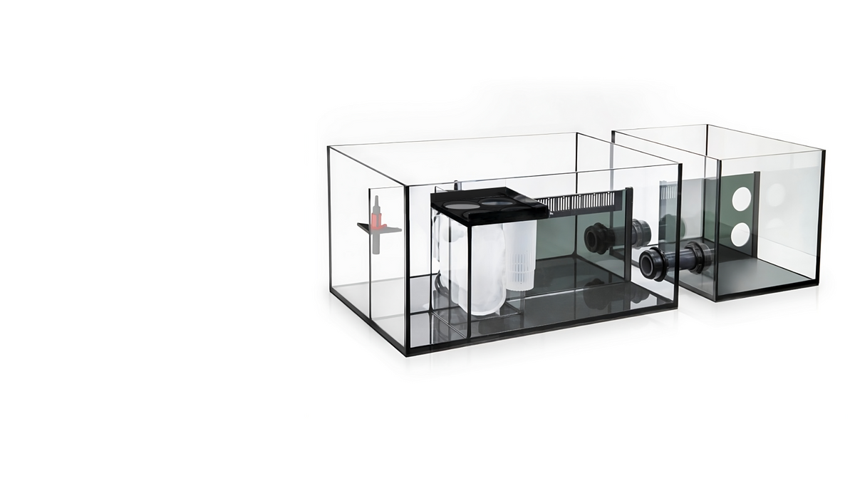 Manufacturer split-sump illustration for models with an included split sump. Exact dimensions and accessory layouts vary; use the model specifications.